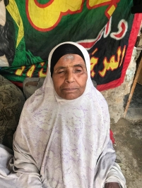 فرع مدينة الصدر : سيدة مسنة وضريرة تناشد اهل القلوب الرحيمة لمساعدتها .